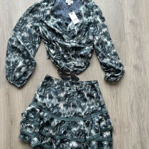Allison New York top & skirt set